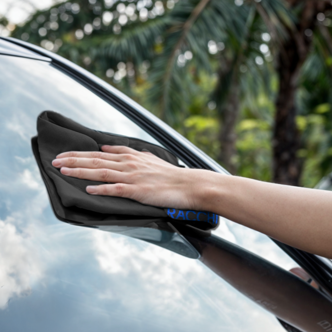 Panno Scracchio per pulizia vetri auto senza aloni.